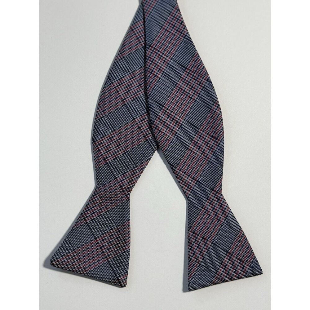 Ben Sherman‎ Men's Silk Blend Bow Tie Adjustable Navy/Light Blue & Red Plaid